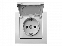 Розетка с заземлением с крышкой IP44 Epsilon